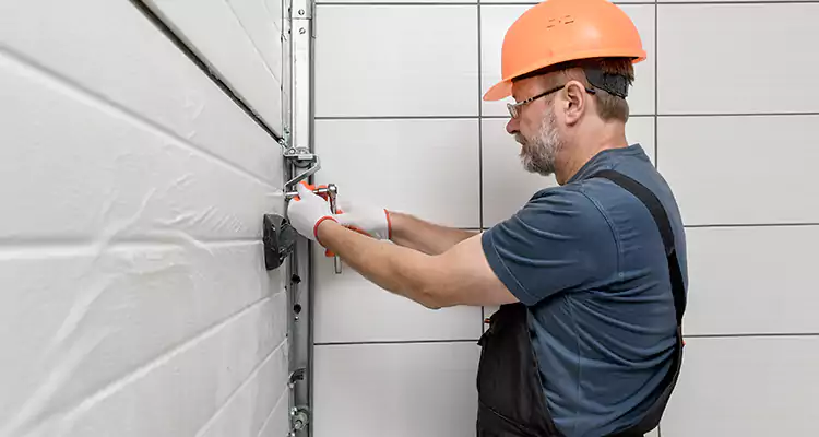 Emergency Garage Door Repair in Leisure City, FL