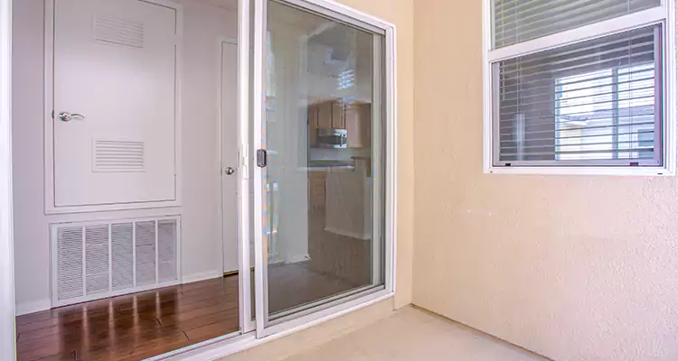 Sliding Screen Door Track Repair in Leisure City, FL