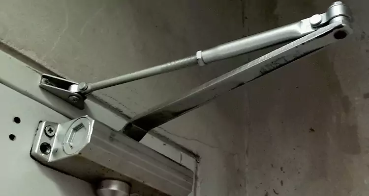 Door Closer Parallel Arm Installation in Leisure City, FL