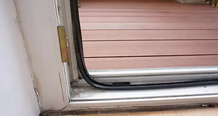Repair Patio Doors Leaking at Bottom in Leisure City, FL
