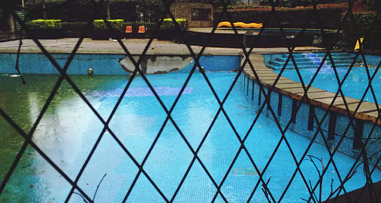 Lanai Screen Repair in Leisure City, FL