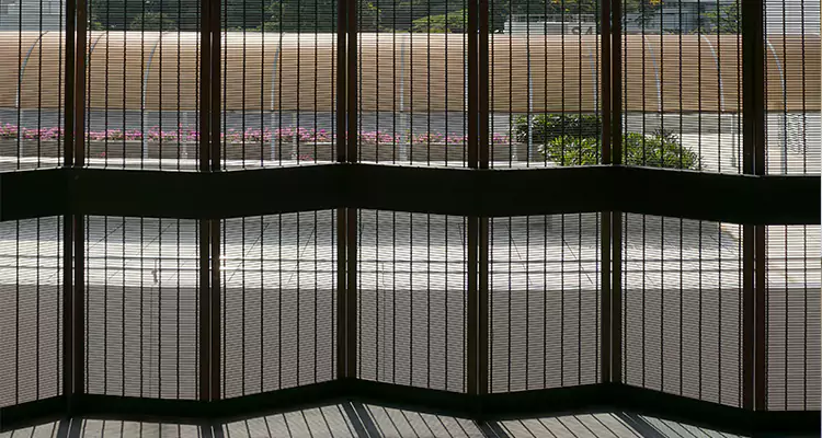 Front Screen Door Repair in Leisure City, FL