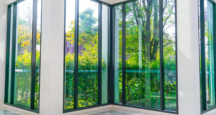 Folding Glass Balcony Door Repair in Leisure City, FL