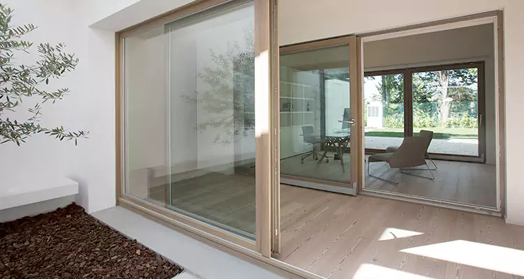 Sliding Screen Door Bottom Track Replacement in Leisure City, FL